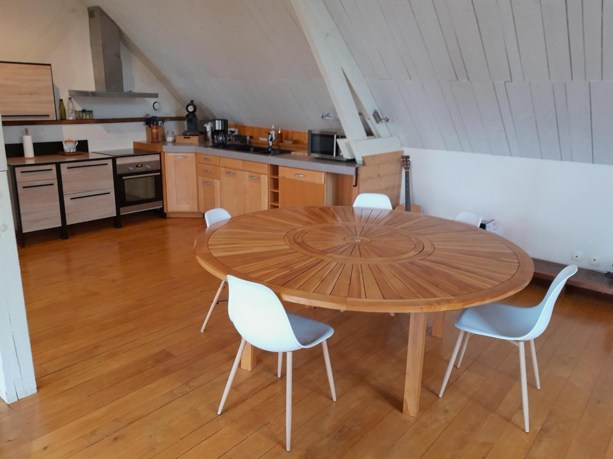 La Maison Dans Les Bois Soucelles Экстерьер фото