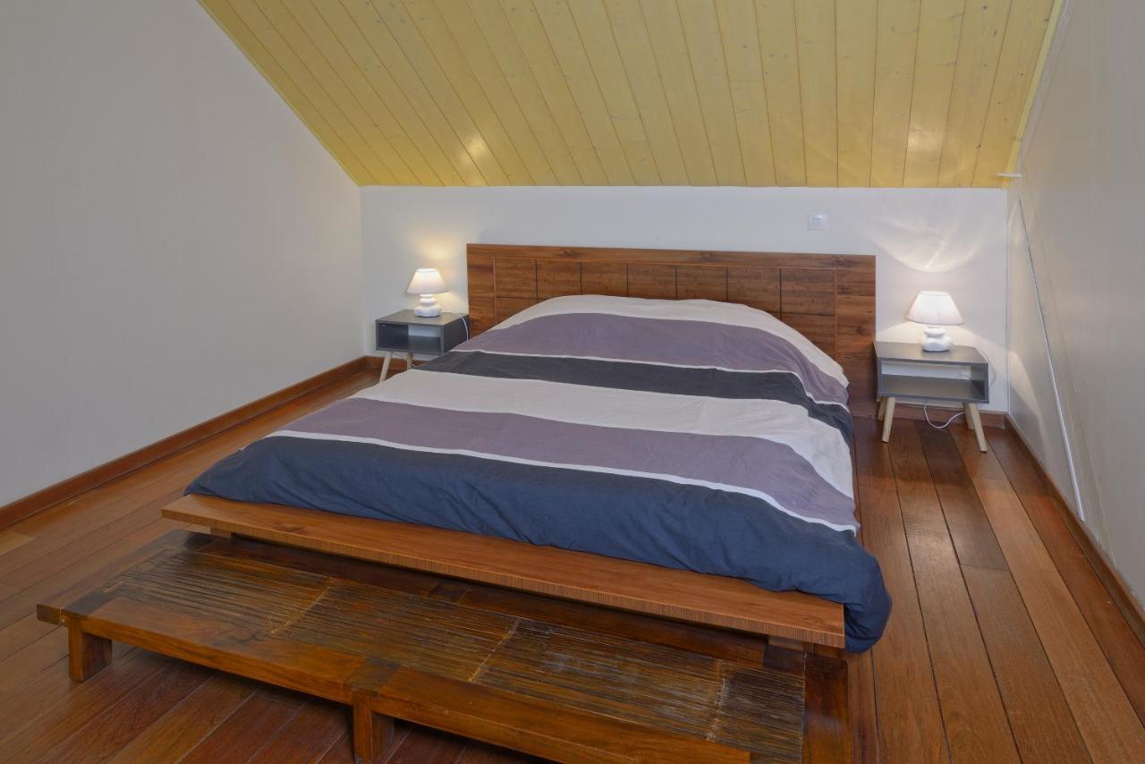 La Maison Dans Les Bois Soucelles Экстерьер фото